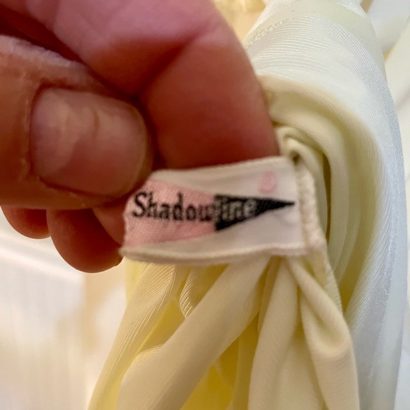 Vintage Shadowline Butter Yellow Nightie with Embroidered Details, Size Medium - Picture 6 of 7